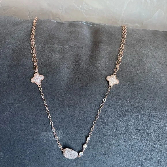 Beautiful silver rose gold plated body chain may wear as a necklace - Picture 2 of 4